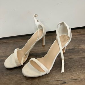 Brand new size 7 heels - White
